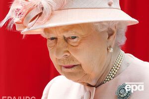 Королева Елизавета II была объявлена главой Содружества наций на коронации в 1953 году