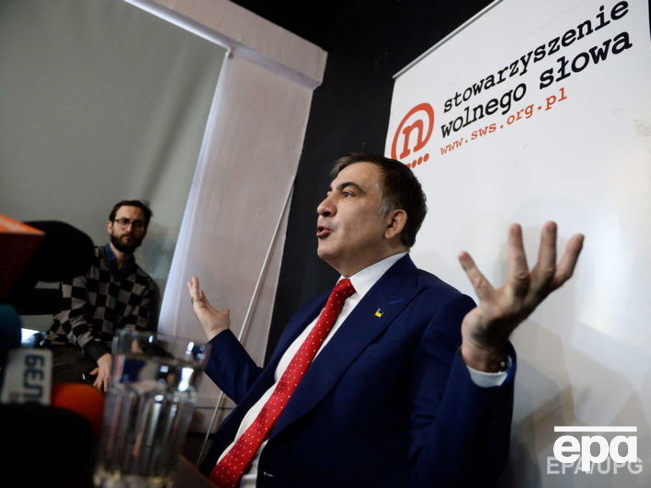 Саакашвили заявил, что его отправили в Польшу без денег и документов