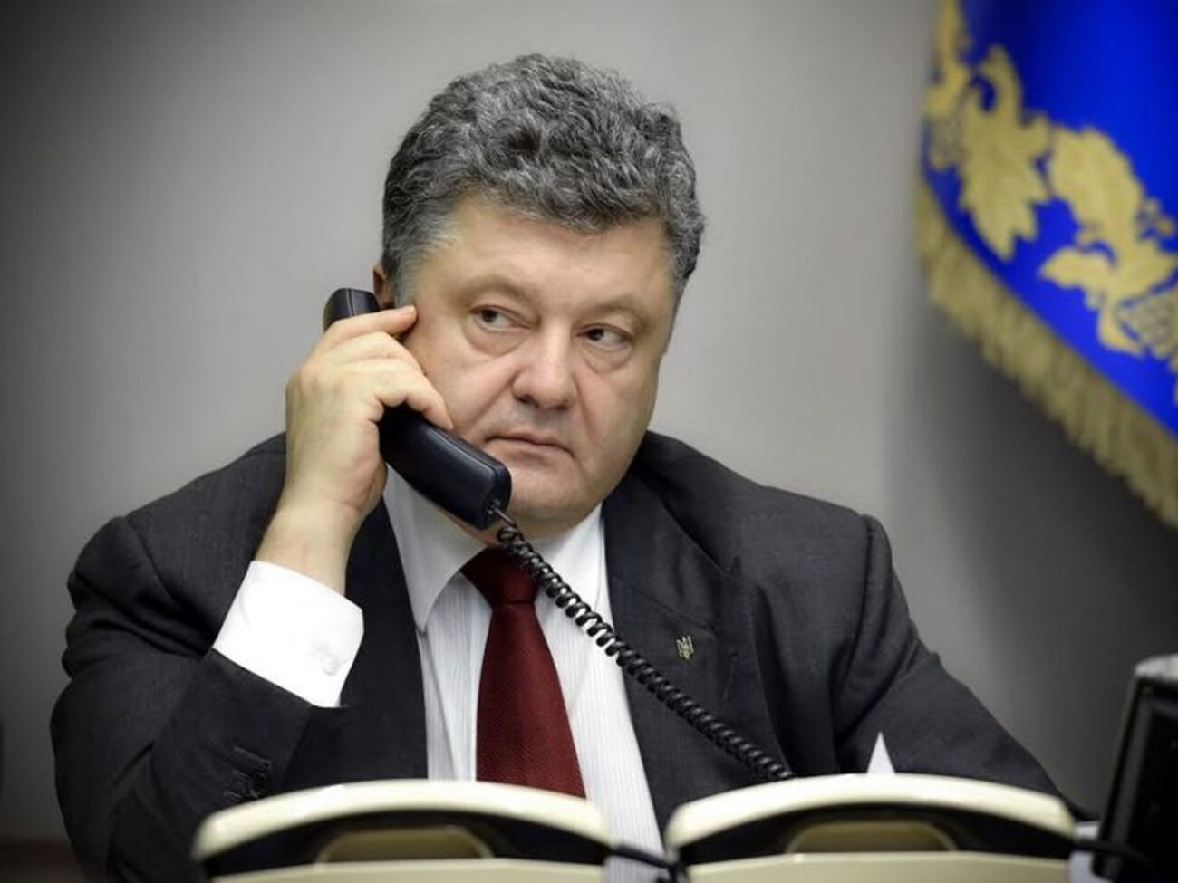 Пресс-служба Порошенко не информировала о переговорах с Путиным