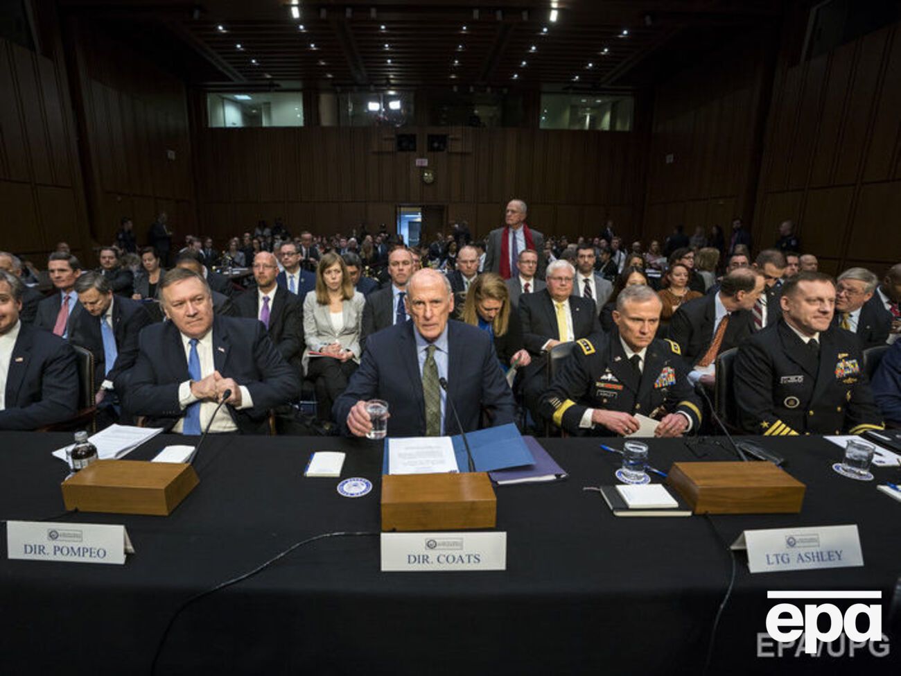 Коутс подав свою доповідь комітету з розвідки Сенату США