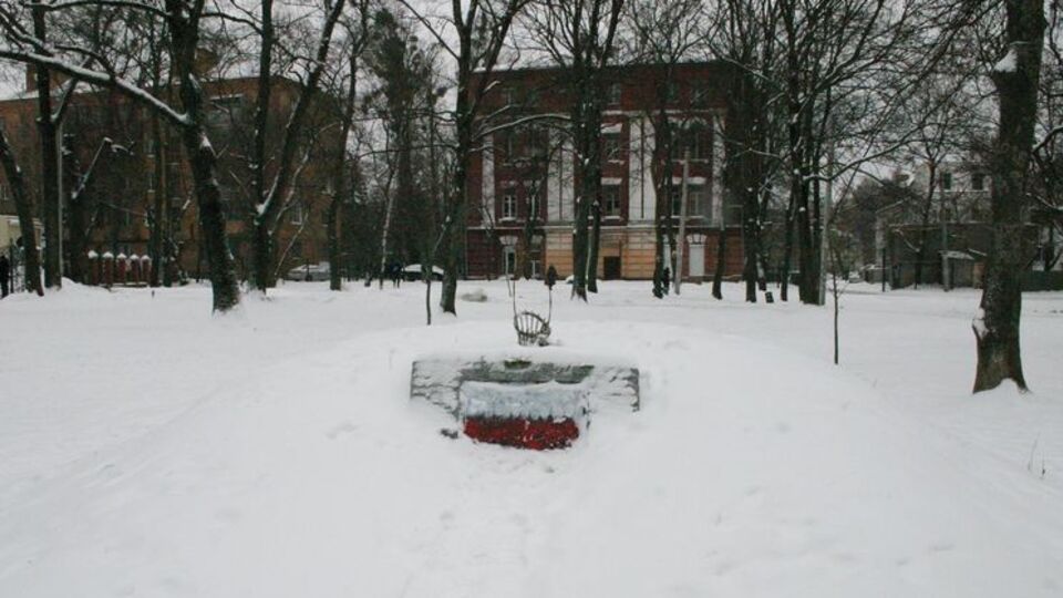 В Харькове осквернили памятник бойцам УПА