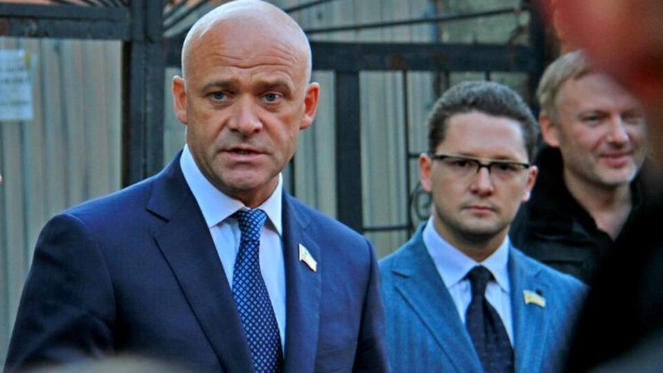 Вугельман (другий праворуч) прилетів до Києва з Ізраїлю