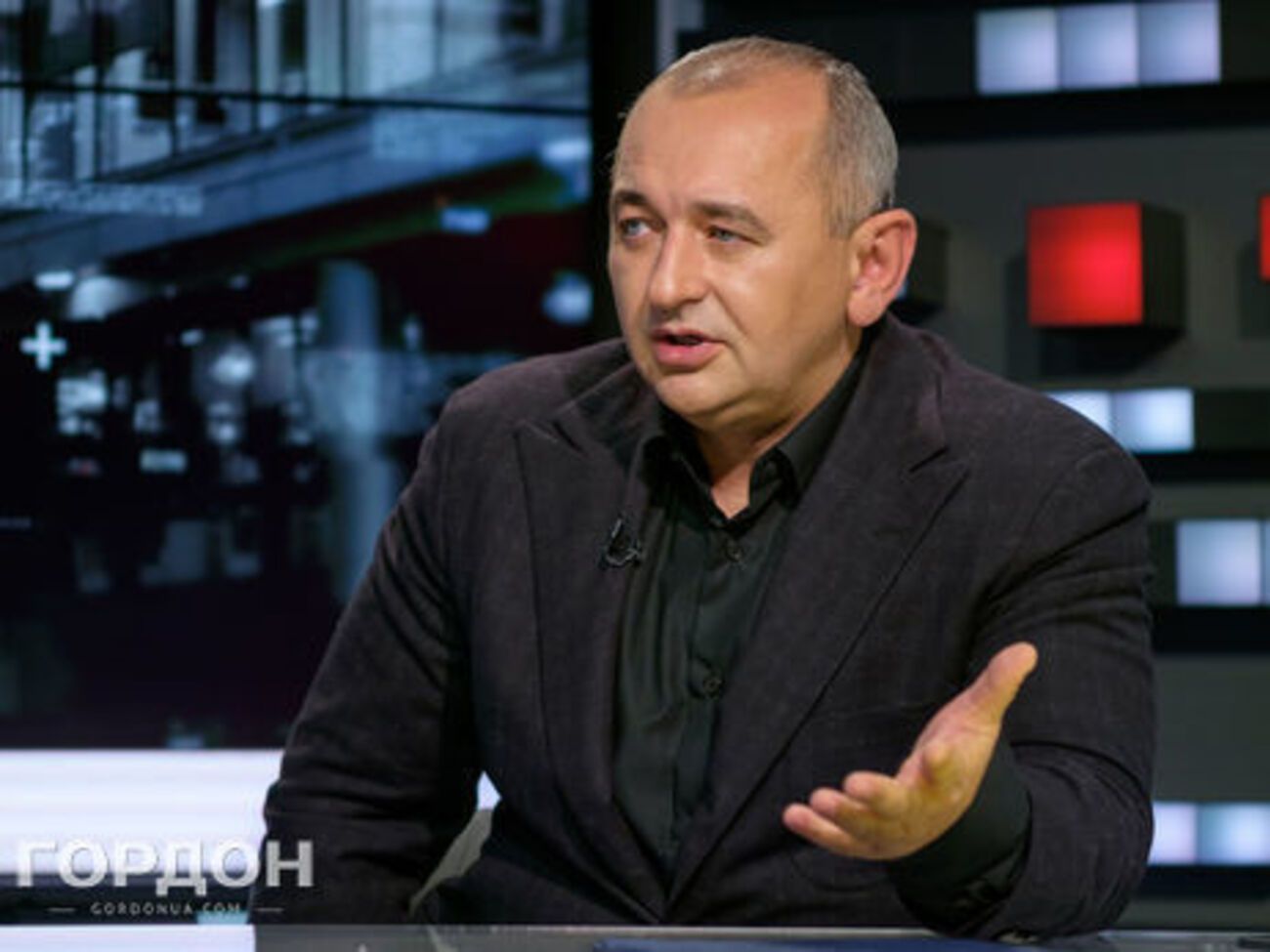 Матиос заявил, что СБУ расследует, как Шепелев попал в Украину