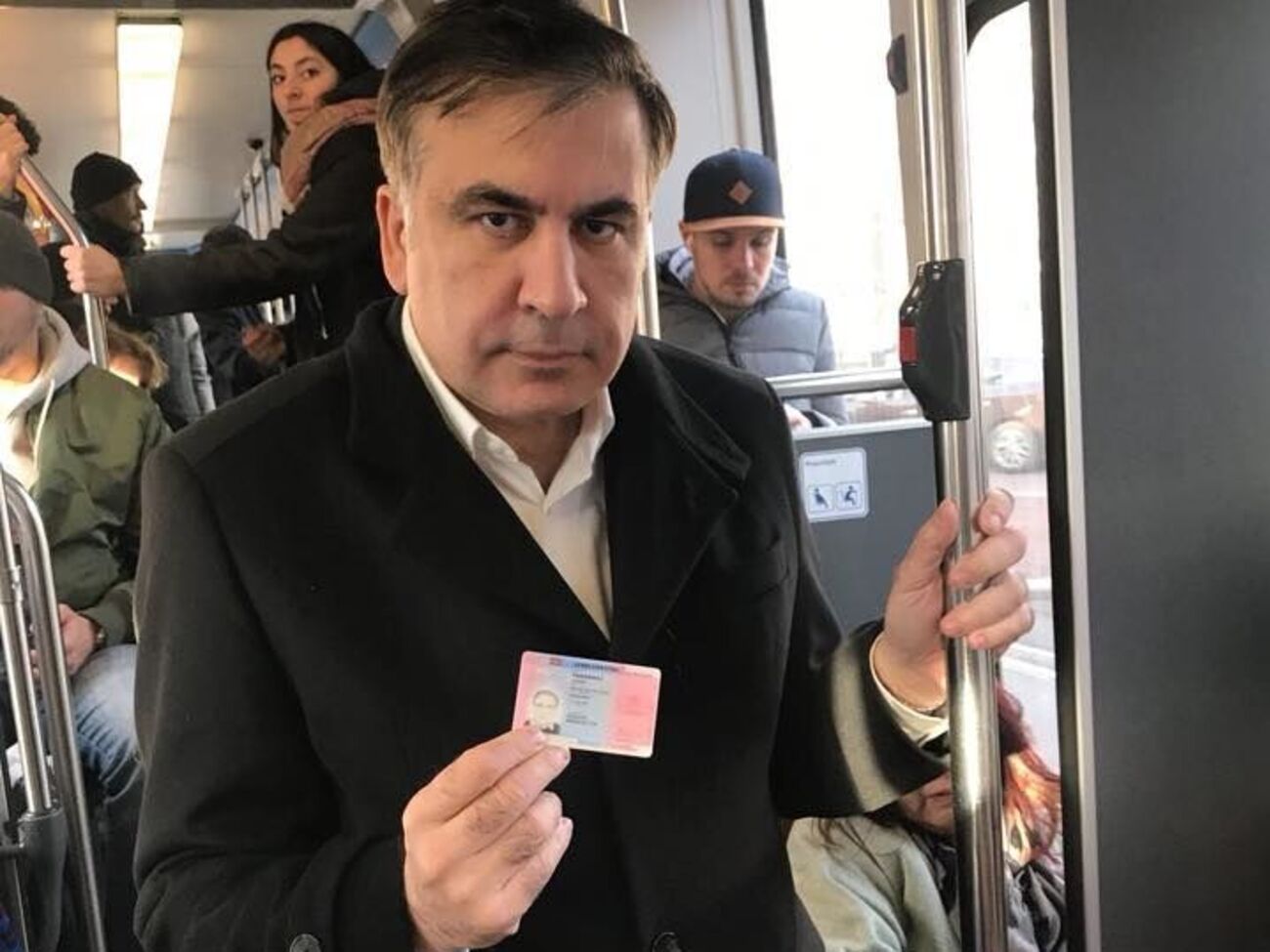 Саакашвили:&nbsp;Сразу по прибытию в Нидерланды мне вручили удостоверение личности