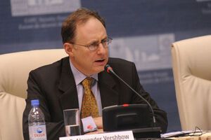 Вершбоу заявил, что до 2014 года НАТО и Россия сотрудничали "по многим фронтам по вопросу борьбы с терроризмом"