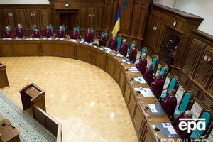 Нардепы просили Конституционный Суд отменить мораторий, так как он ограничивает права и свободы граждан