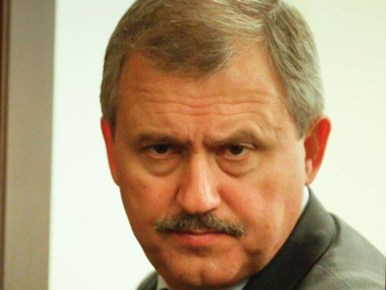 Сенченко: Представьте себе: завтра мы вернули Крым – и имеем два миллиона человек с двумя паспортами