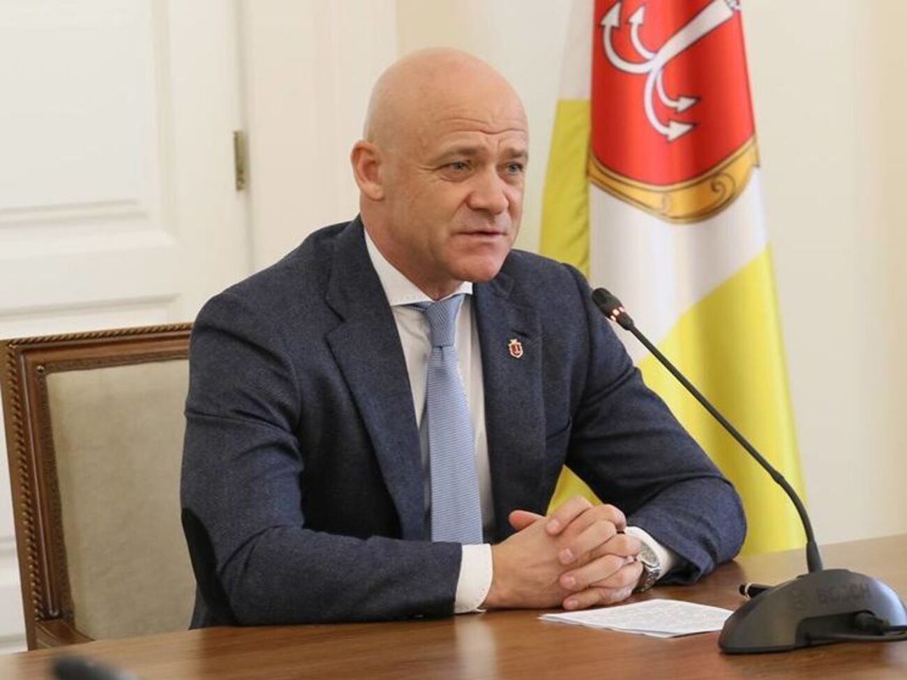 За версією слідства, Труханов причетний до схеми щодо завдання збитків місцевому бюджету Одеси