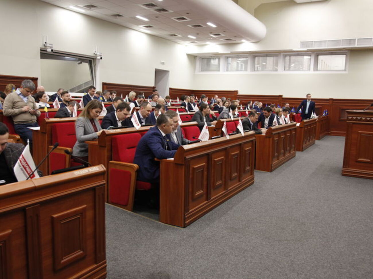 Решение о запрете политической агитации в школах поддержали 66 депутатов Киевсовета&nbsp;