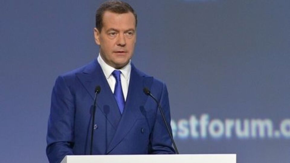 Медведєв уважає, що росіяни довіряють ОФП