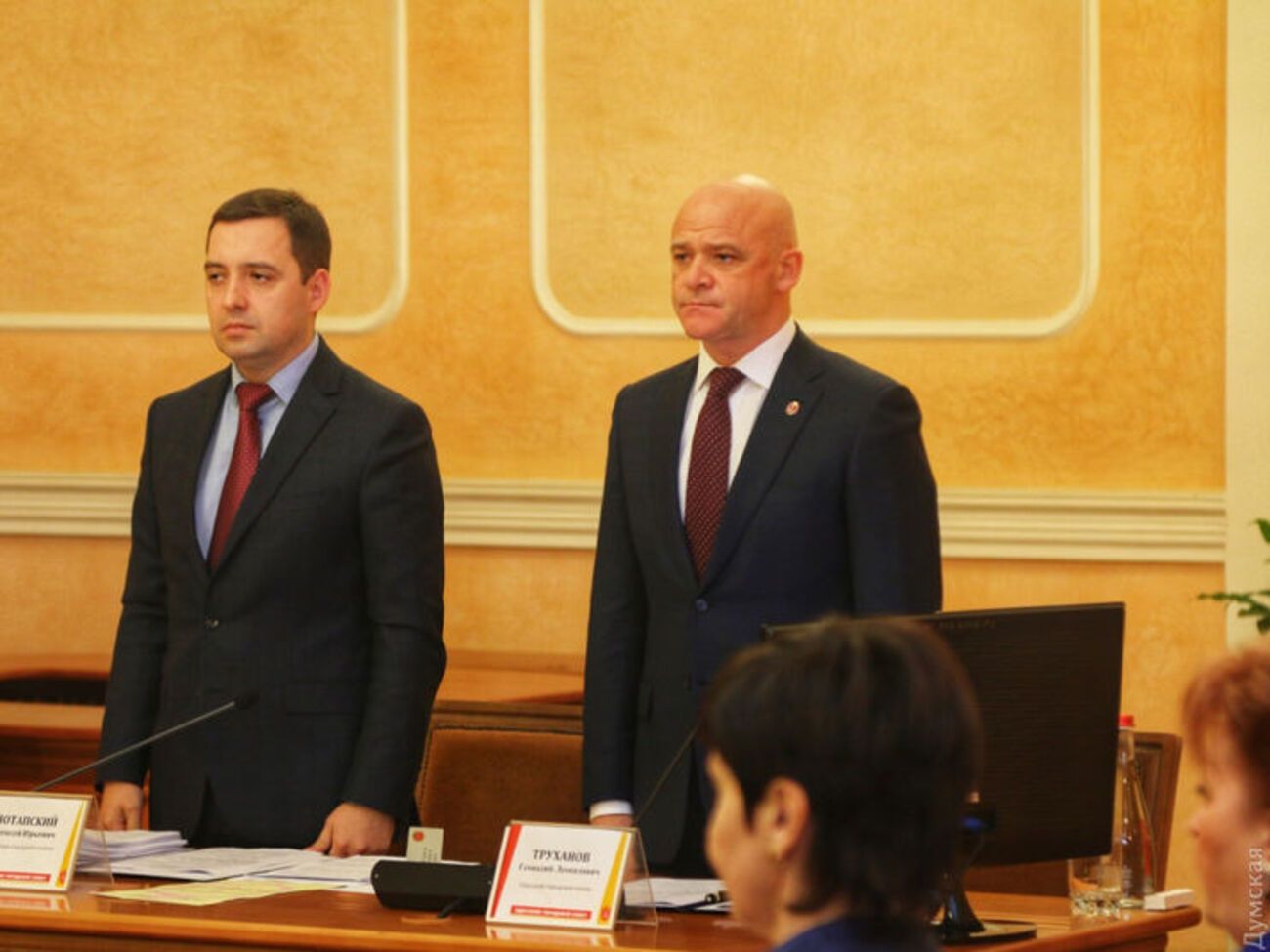 Труханов открыл сессию горсовета