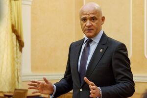 По версии следствия, Труханов причастен к схеме по нанесению ущерба местному бюджету Одессы