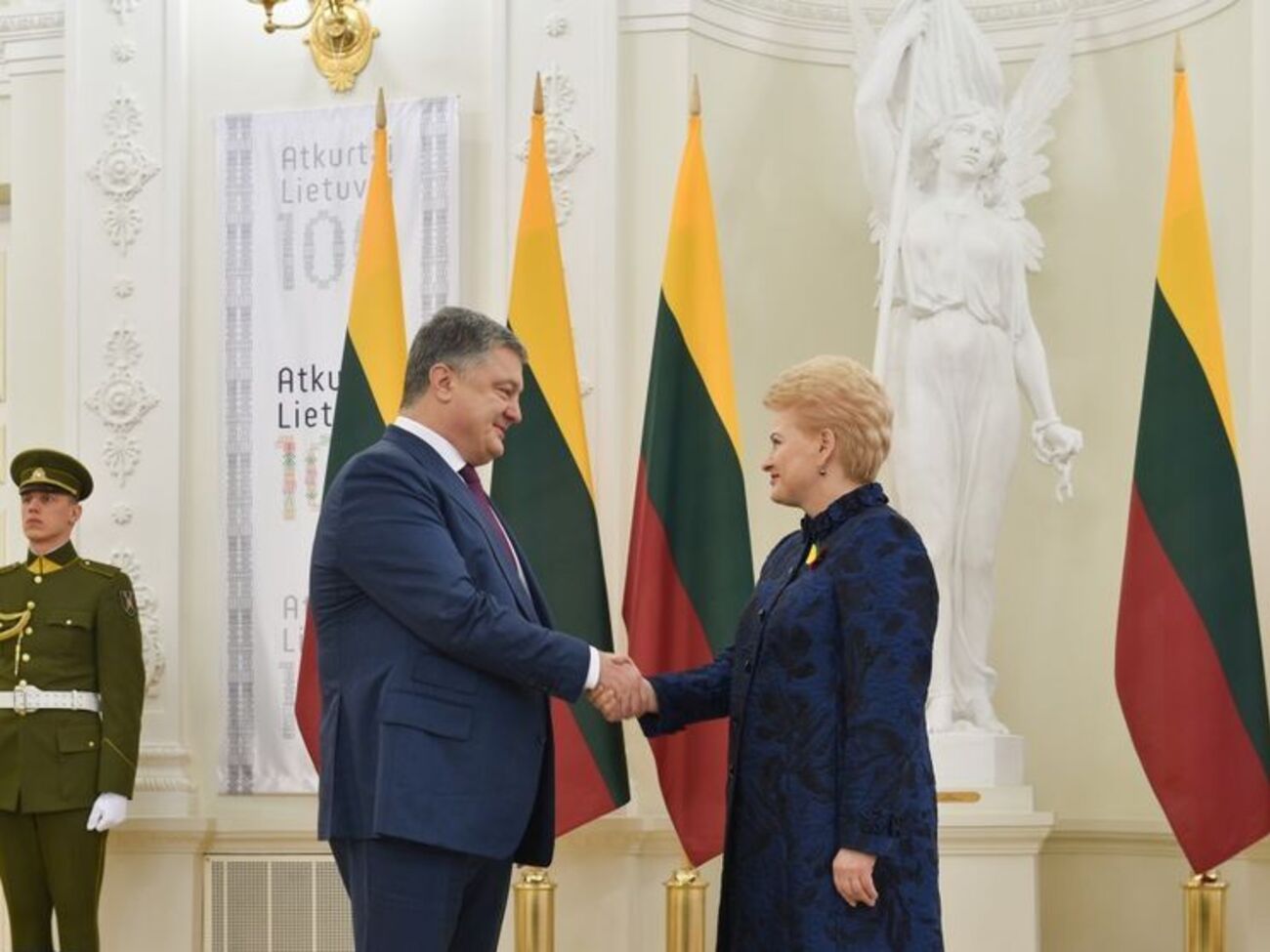 Порошенко зустрівся з Грібаускайте