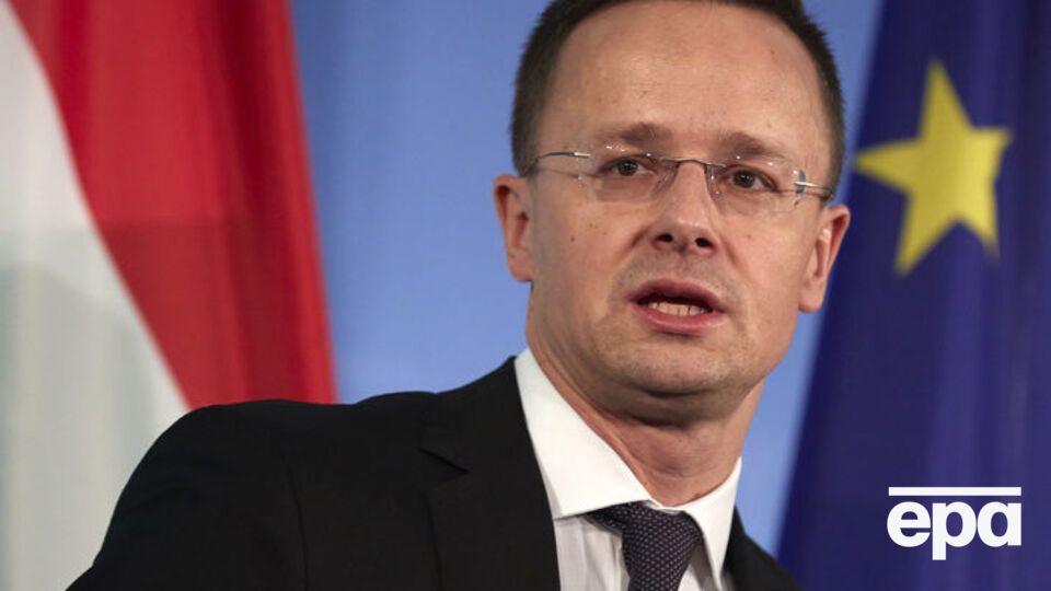Сийярто: Венгрия призывает Украину приостановить выполнение закона "Об образовании"