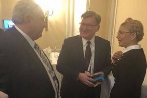 Нечаев увиделся с замглавы "Батьківщини" Григорием Немырей и Тимошенко в кулуарах Мюнхенской конференции
