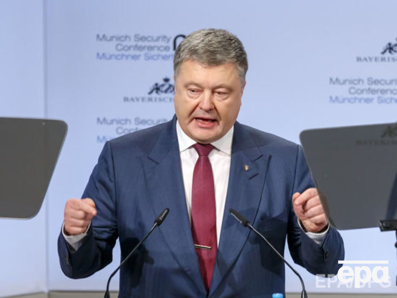 Порошенко: Мы не претендуем на территории нашего соседа