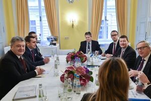 Порошенко та Юнкер домовилися почати підготування до 20-го саміту Україна – ЄС
