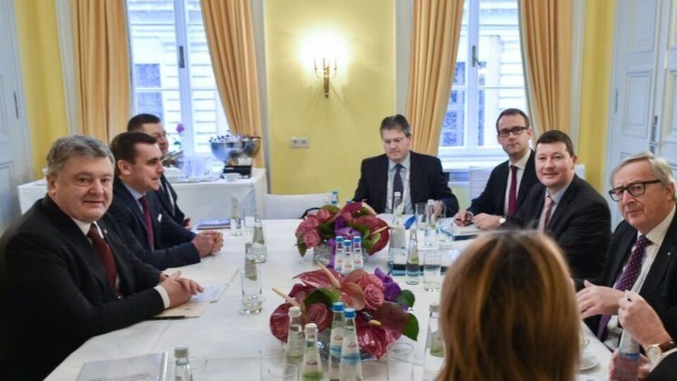Порошенко та Юнкер домовилися почати підготування до 20-го саміту Україна – ЄС