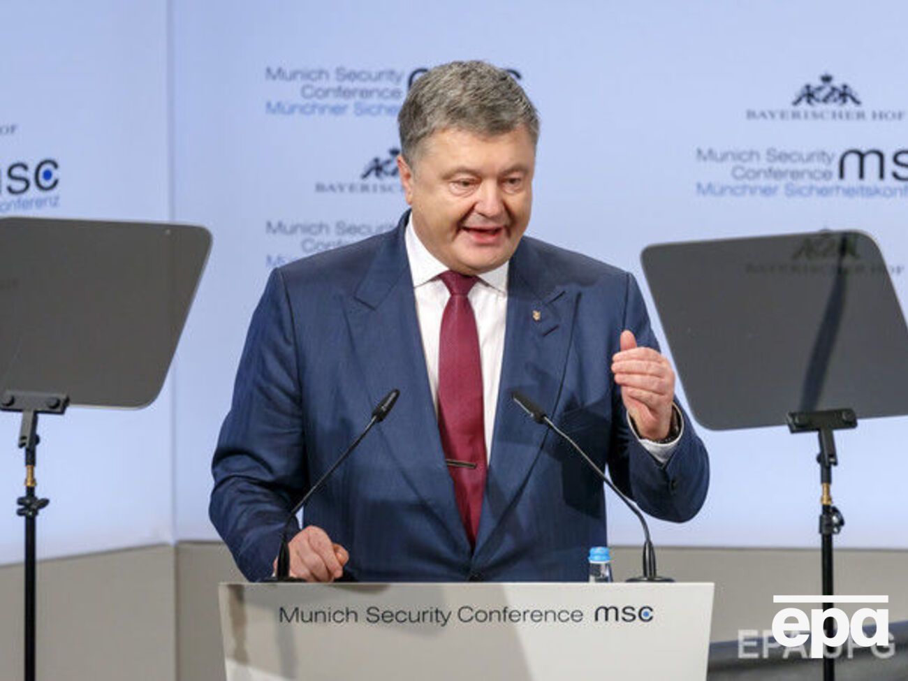 Порошенко: Мы с начала 2018 года потеряли жизни 21 солдата и 19 были ранены. Какой должна быть моя реакция?