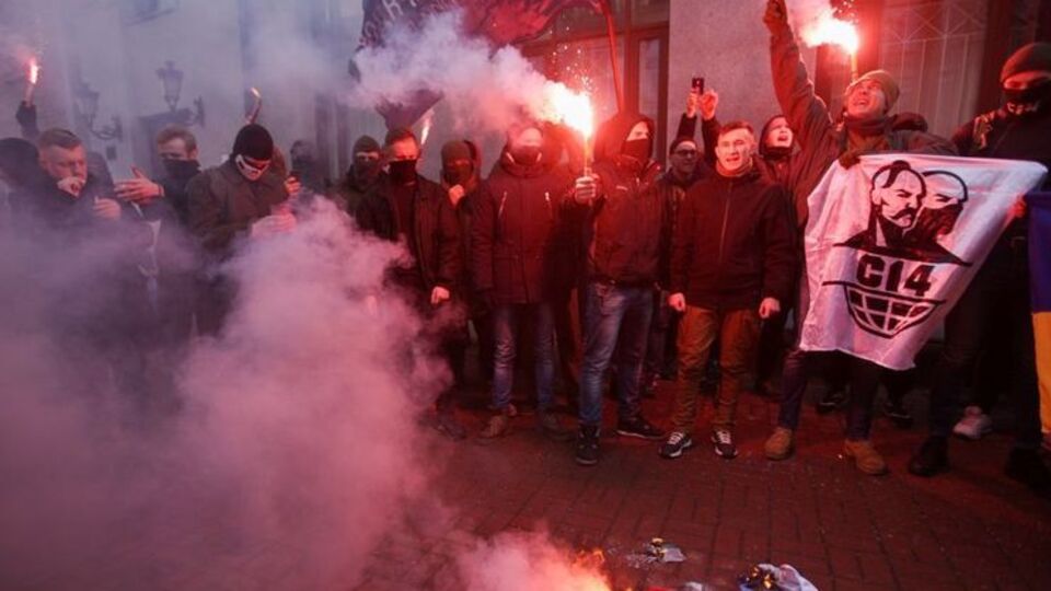 Руководитель Россотрудничества в Киеве Константин Воробьев заявил, что обратился в полицию из-за нанесенного материального ущерба