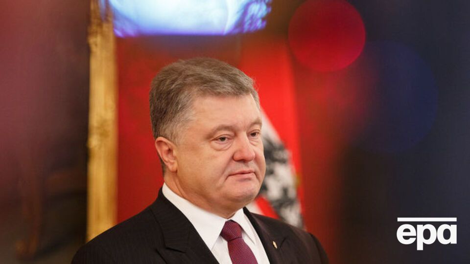В Оболонском райсуде допросят Порошенко
