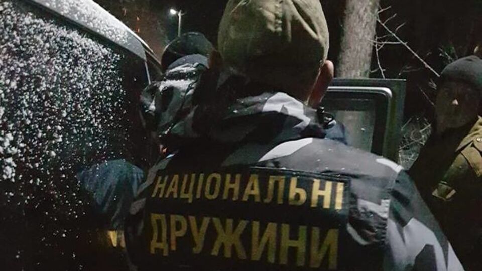 В полиции представителей "нацдружины" допросили и отпустили
