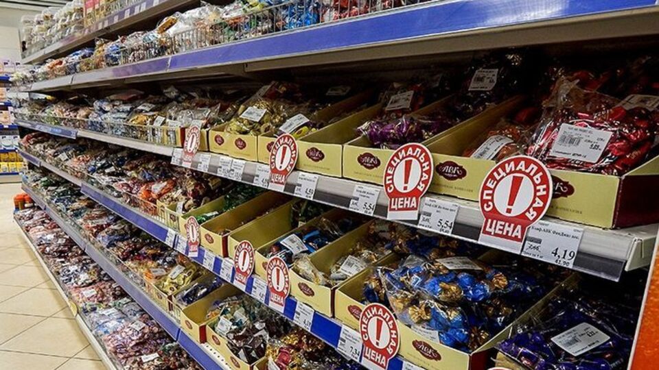 Прилавок магазина в Приднестровье заполнен украинскими товарами