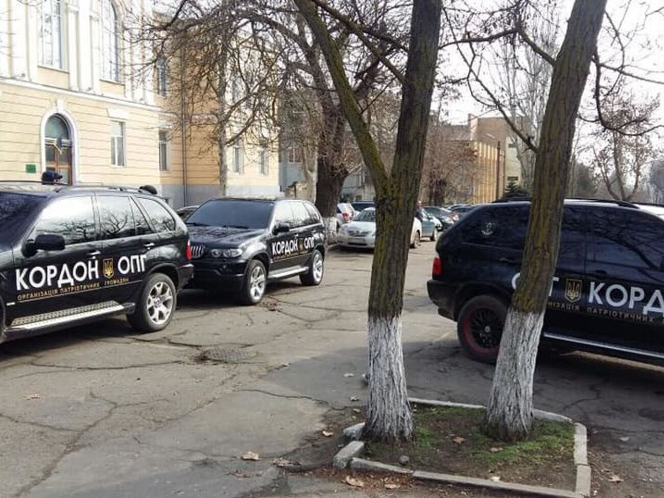 Жуков:&nbsp;Такие вот "артисты" на джипах могут заехать в гости к любому фермеру или бизнесмену