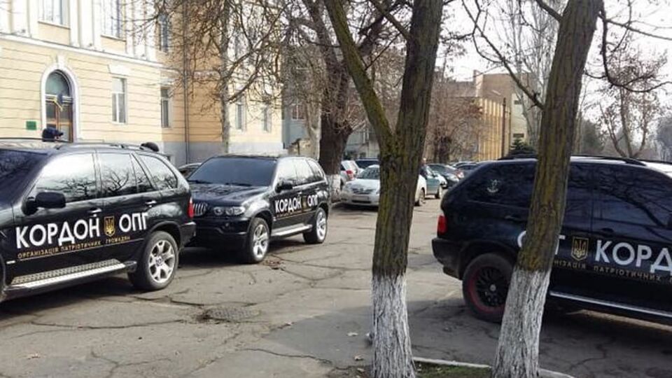 Жуков: Такі ось "артисти" на джипах можуть заїхати в гості до будь-якого фермера чи бізнесмена