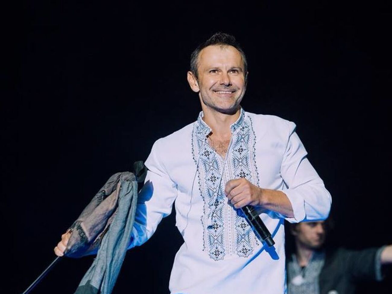 Вакарчук считает, что политик должен переживать все болезненные изменения в стране вместе с народом