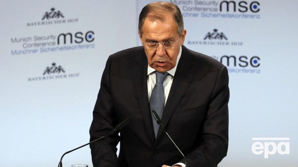 Лавров: В украинском обществе и государстве произошел разлом, который привел к неконституционному государственному перевороту и резкому повышению роли радикалов, включая неонацистов