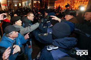 В 2013–2014 годах в Украине произошли массовые протесты