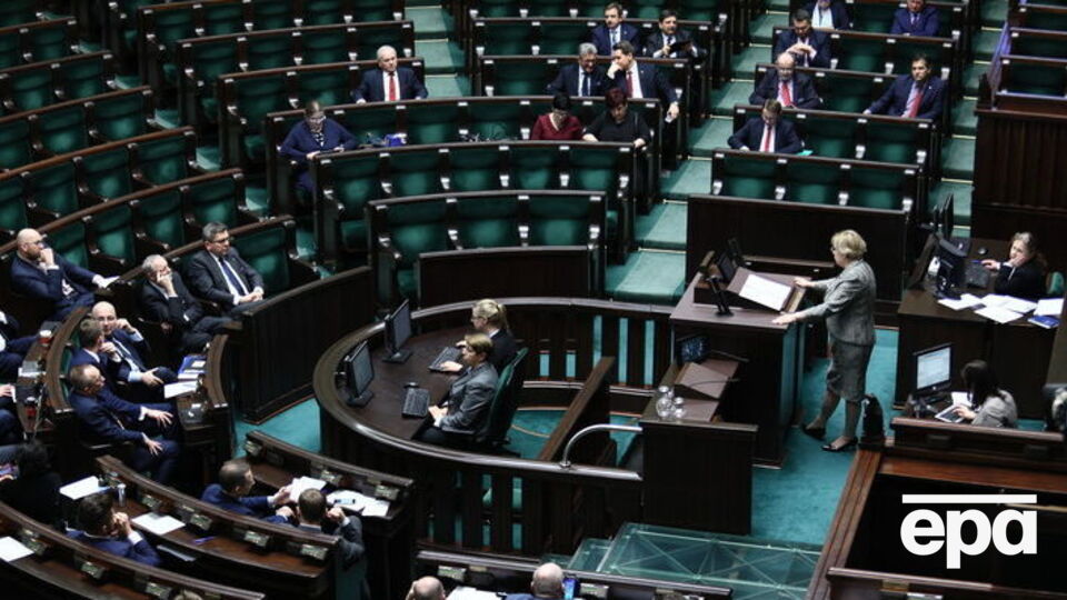 Під час розгляду проекту поправок до закону про Інститут нацпам'яті Сейм відхилив усі пропозиції "Громадянської платформи"