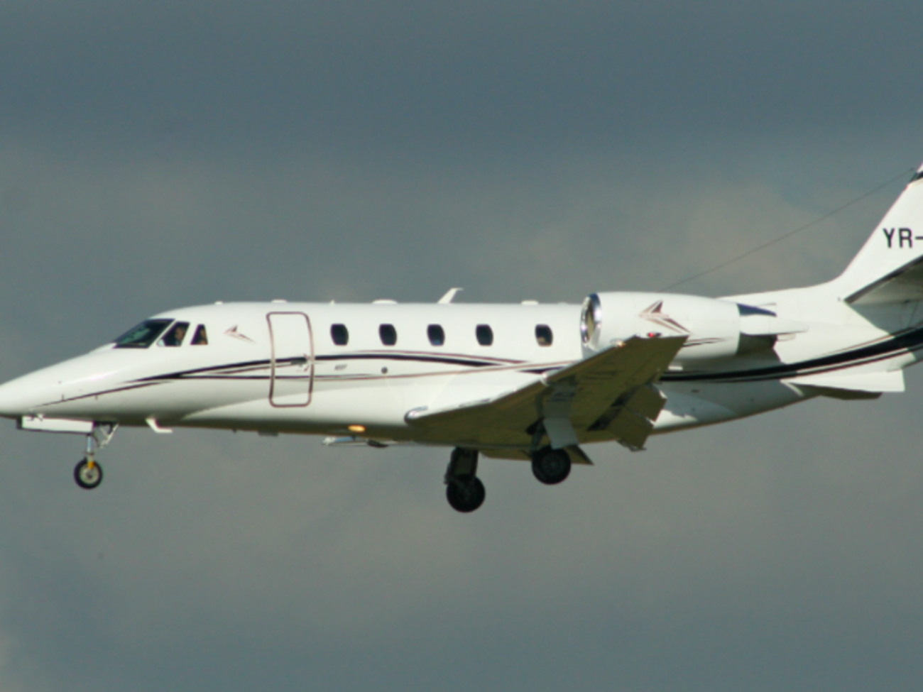 Борт принадлежит румынской авиакомпании Toyo Aviation, утверждает Наумович