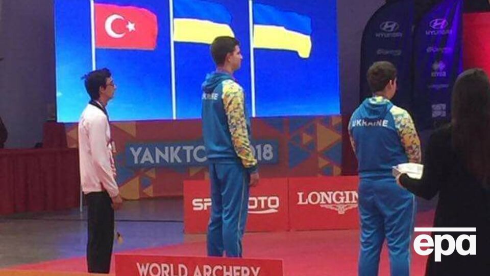 На п'єдестал зійшло двоє юніорів з України