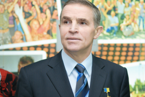 Каденюк помер на 68-му році життя від серцевого нападу