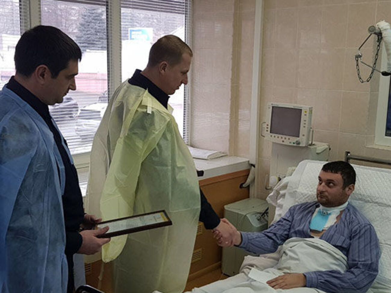 Пораненим поліцейським надали позачергові звання