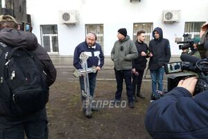 Активисты планируют отнести крест в один из храмов УПЦ МП