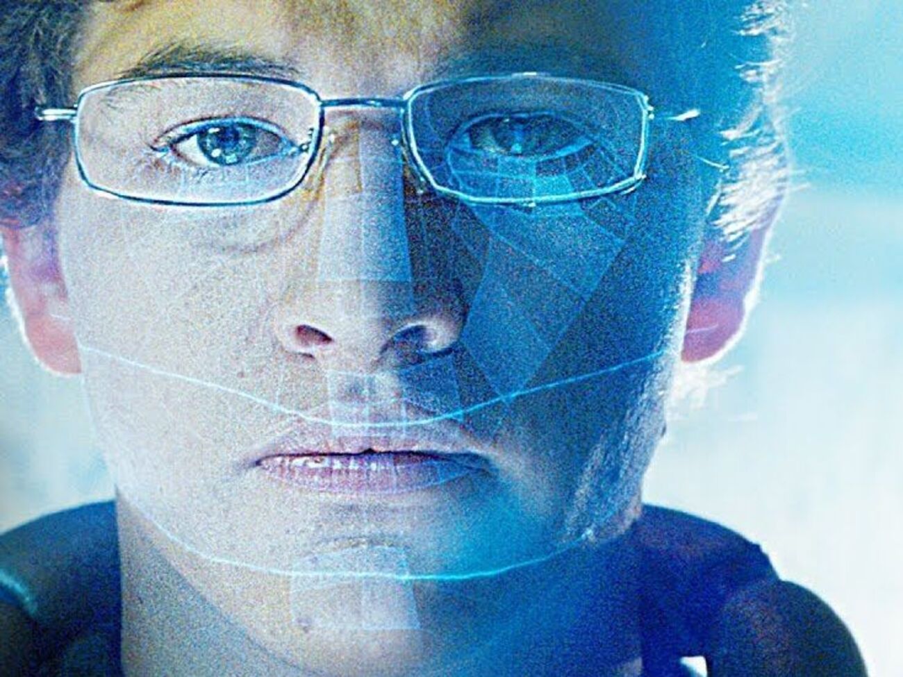 Герой будет искать скрытый в компьютерной игре сюрприз