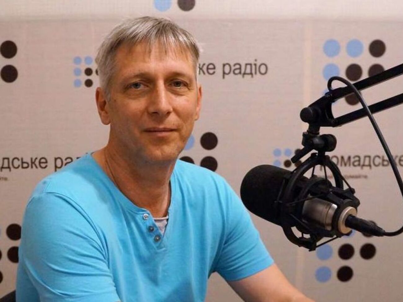 Дикань: Виходить, лебідь, рак і щука