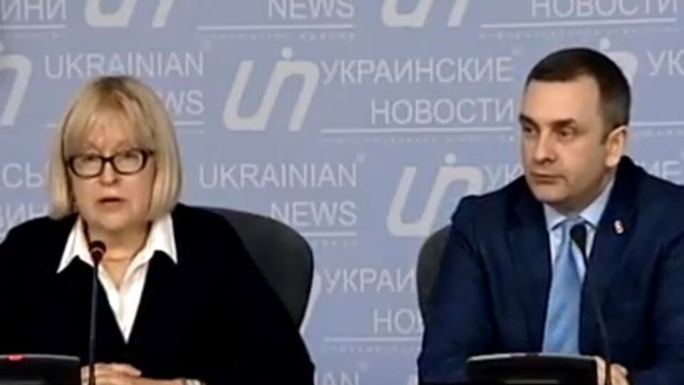 Адвокат Амосової: Вбачаються організовані дії групи осіб
