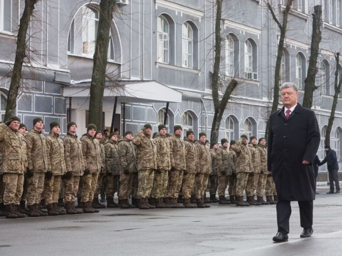 Порошенко: Есть определенные позитивные результаты по поводу модернизованных Вооруженных сил Украины