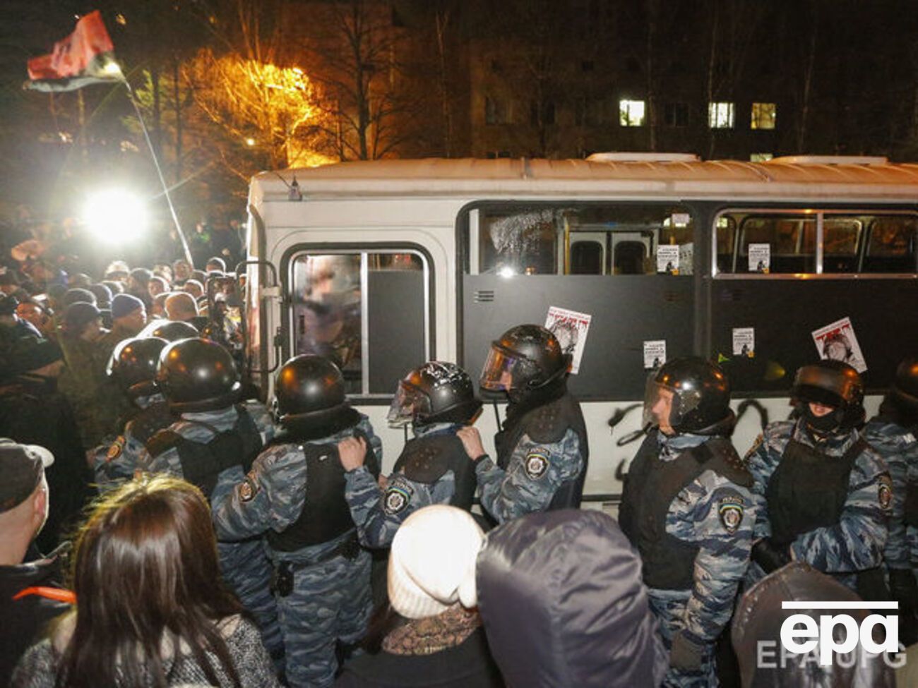 Екс-співробітники "Беркуту" служать у новій поліції, зазначив Сініцин
