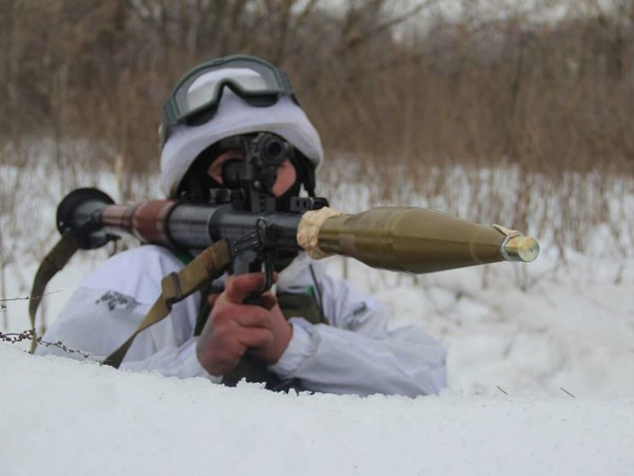 Українських військових обстрілювали на донецькому та луганському напрямках