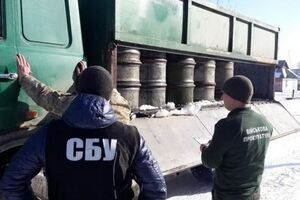 Военные продавали горючее фермерам