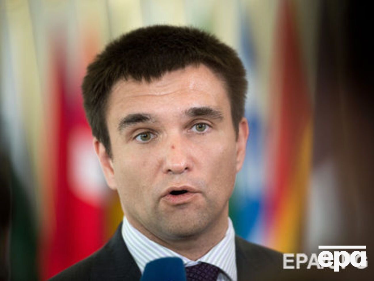 Климкин обеспокоен массовым выездом украинцев за границу