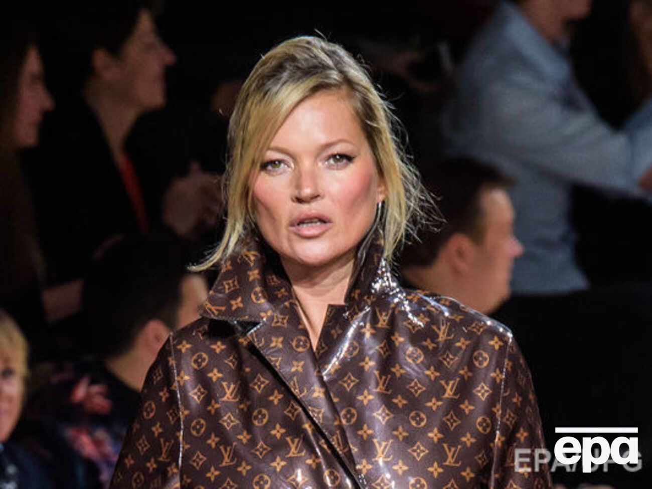 Мосс курила в присутствии дочери