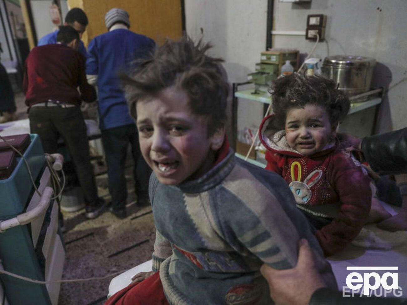 Обстріли тривають із неділі