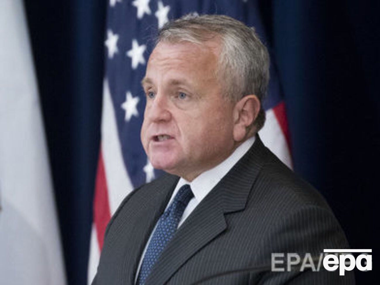 На думку Саллівана, ухвалення закону про нацбезпеку допоможе забезпечити Україну професійними і стійкими силами оборони