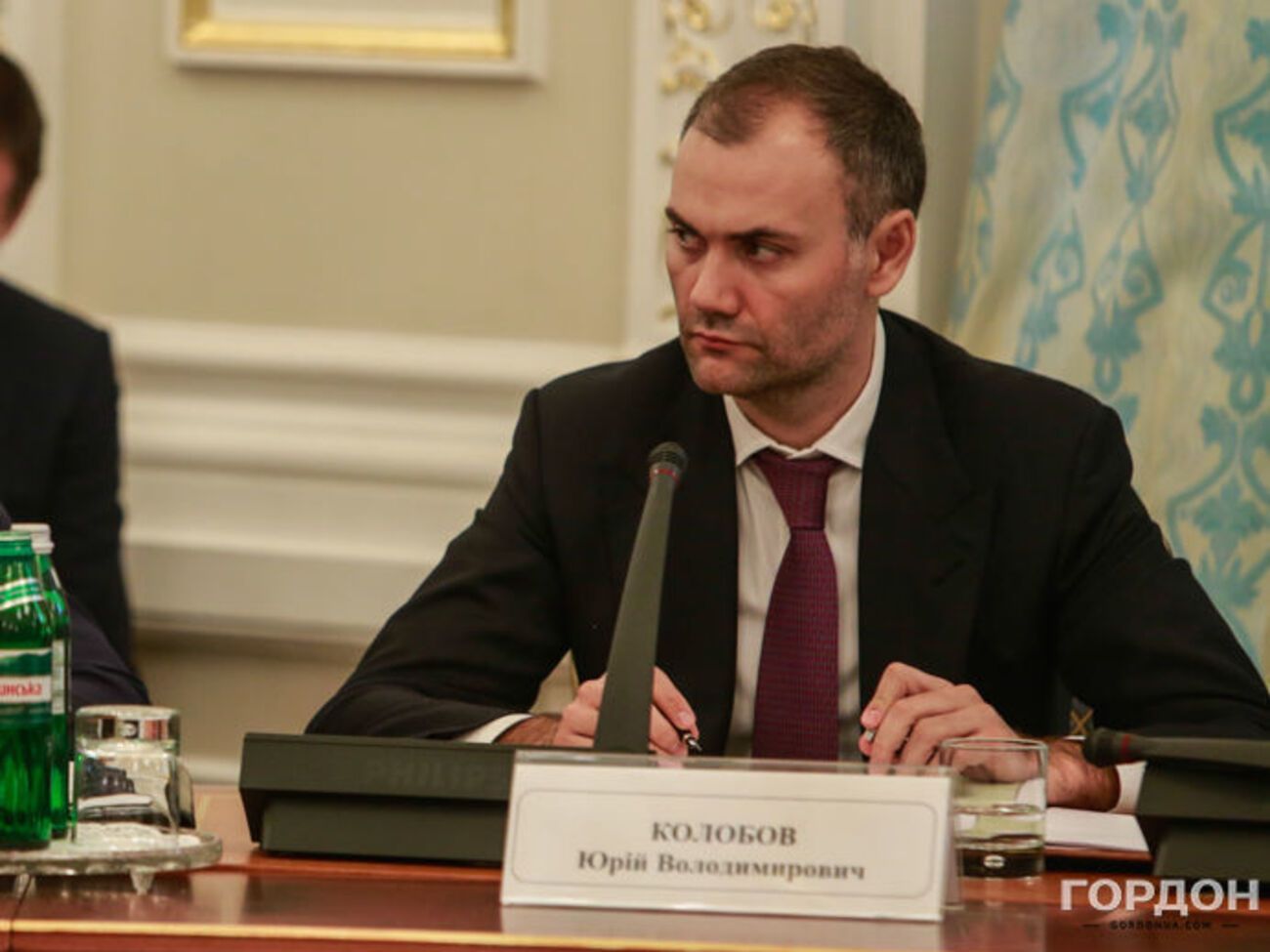 Колобов сейчас живет в испанском городе Аликанте